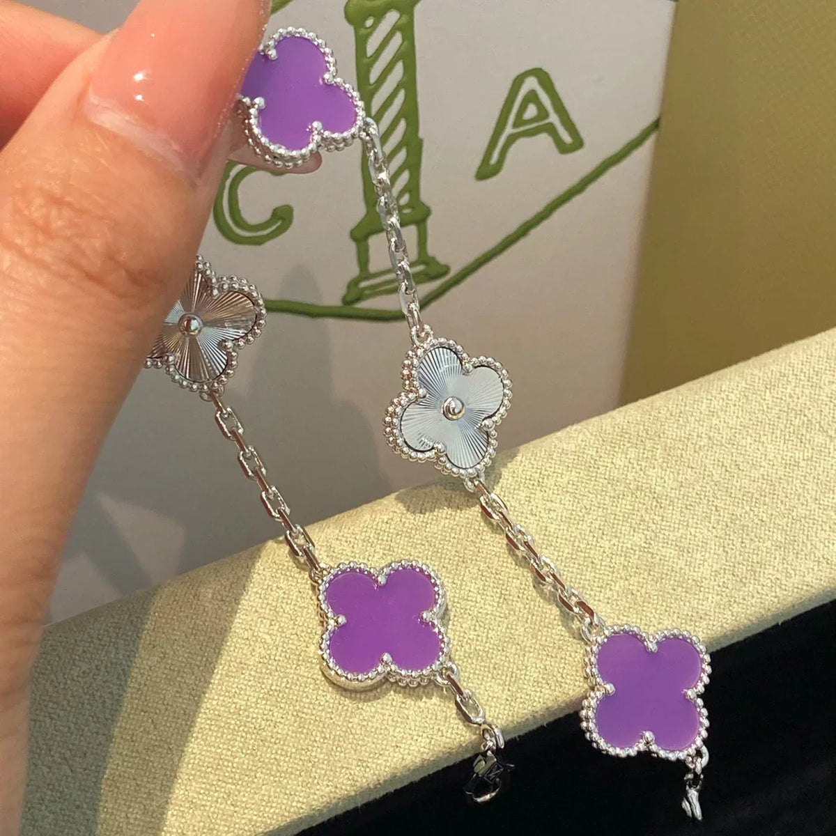 [Amore]LUCKY CLOVER 5-MOTIF BRACELET - VIOLET COLLECTION