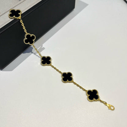 [Amore]LUCKY CLOVER 5-MOTIF BRACELET - BLACK OXNY COLLECTION