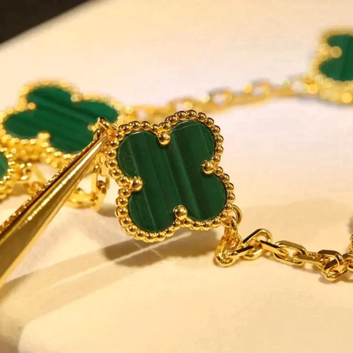 [Amore]LUCKY CLOVER 5-MOTIF BRACELET - MALACHITE COLLECTION