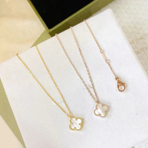 [Amore]CLOVER MINI 9.5MM WHITE MOTHER-OF-PEARL NECKLACE