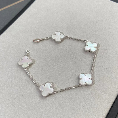 [Amore]LUCKY CLOVER 5-MOTIF BRACELET - WHITE MOTHER-OF-PEARL COLLECTION