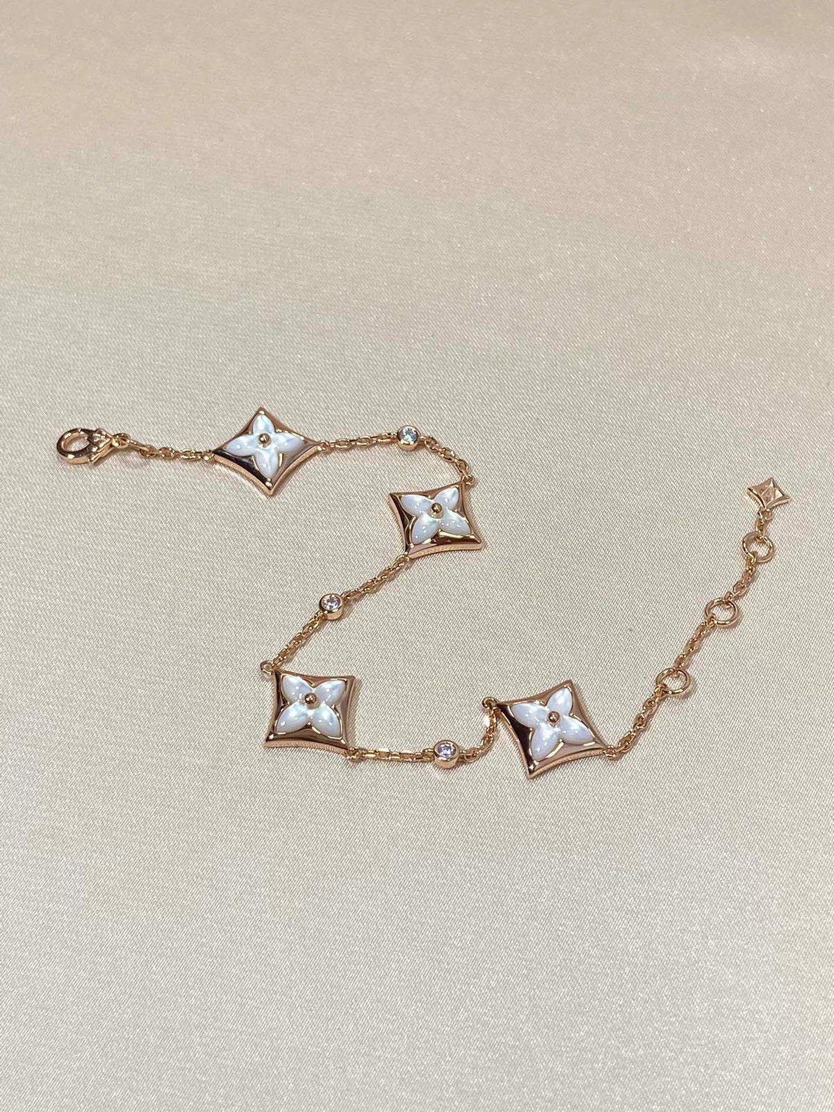 [Amore]STAR 4 MOTIF MOP DIAMOND PINK GOLD BRACELET