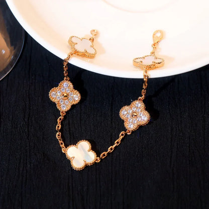 [Amore]LUCKY CLOVER 5-MOTIF BRACELET - WHITE MOTHER-OF-PEARL COLLECTION