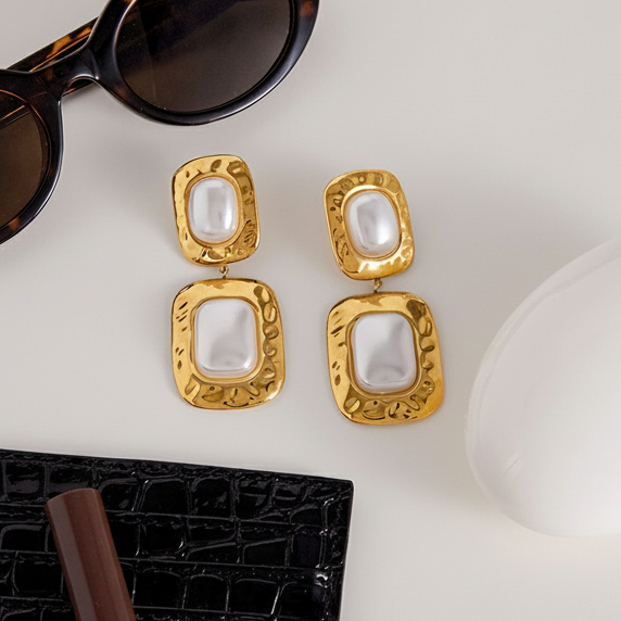 [Amore]Trixie Chunky Pearl Drop Earrings
