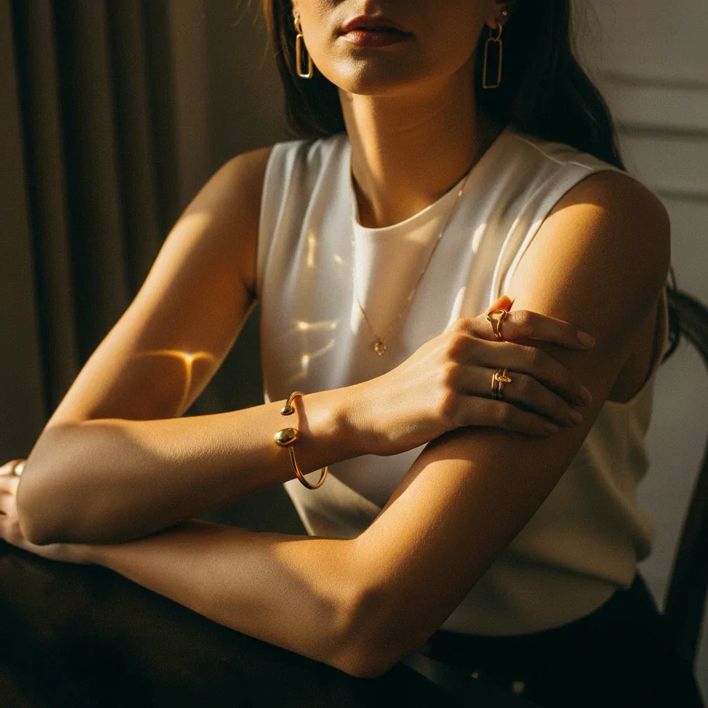 [Amore]Mallory Minimalist Gold Cuff