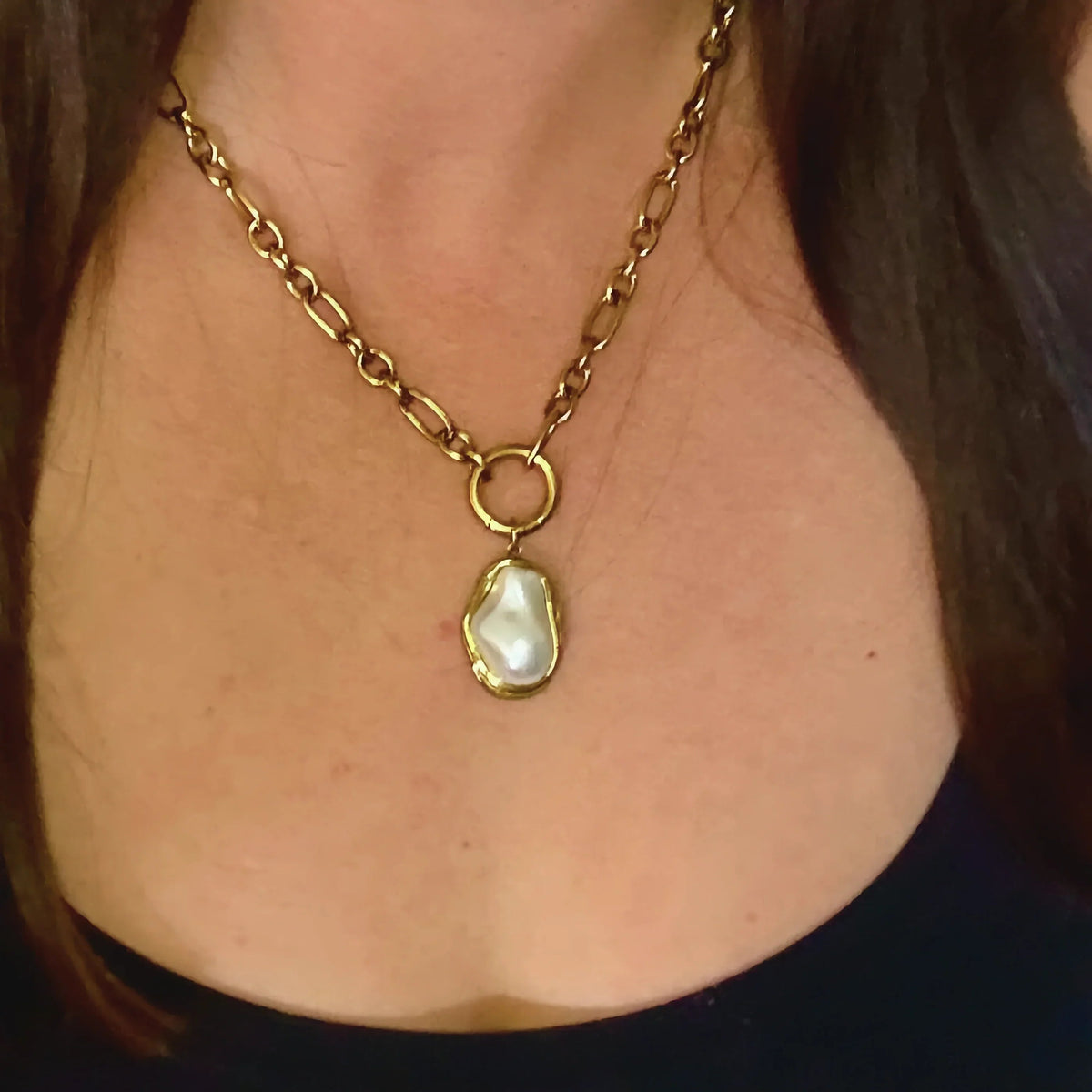 [Amore]Shelby Mother Of Pearl Pendant