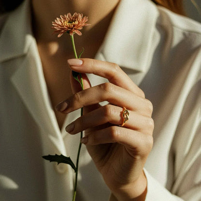 [Amore]Bellara Gold Knot Ring