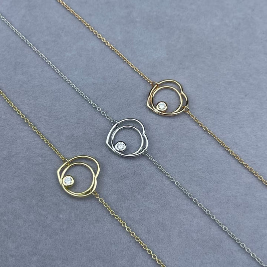 [Amore]HOLLOW HEART SINGLE DIAMOND BRACELET