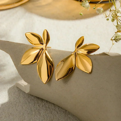 [Amore]Velle Gold Petal Earrings