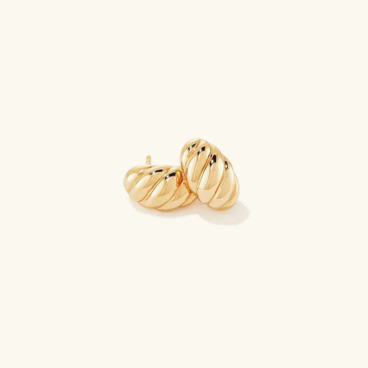 [Amore]Croissant Huggie Earrings