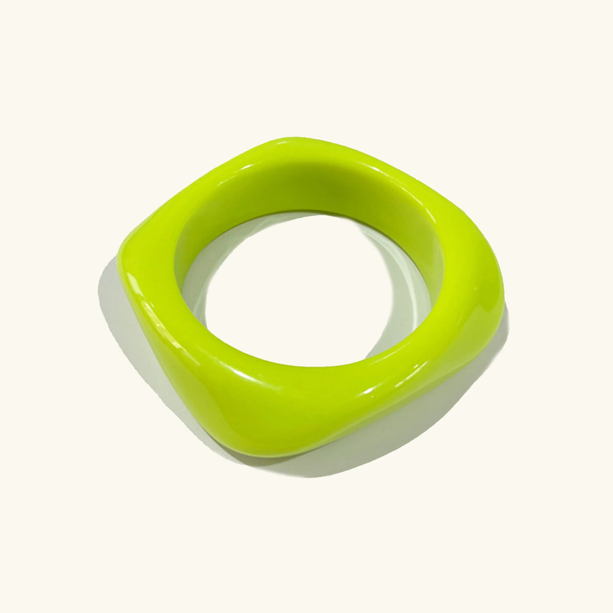 [Amore]Avaria Acrylic Bangle