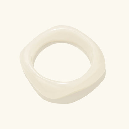 [Amore]Avaria Acrylic Bangle