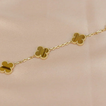 [Amore]LUCKY CLOVER 5-MOTIF BRACELET -  TIGER’S EYE COLLECTION