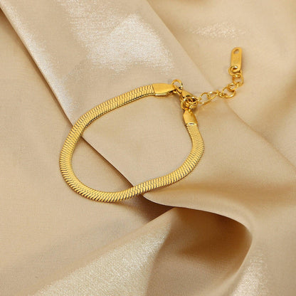 [Amore]Ellaine Gold Herringbone Bracelet