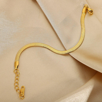 [Amore]Ellaine Gold Herringbone Bracelet