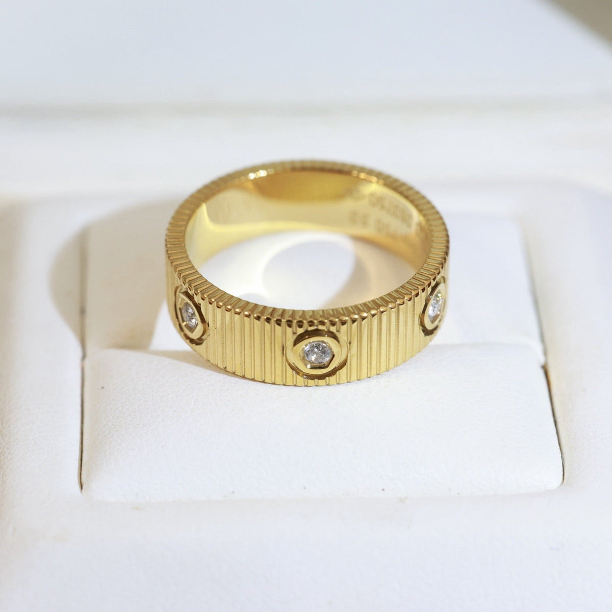 [Amore]LOVE 6.5MM UNLIMITED RING, 6 DIAMONDS