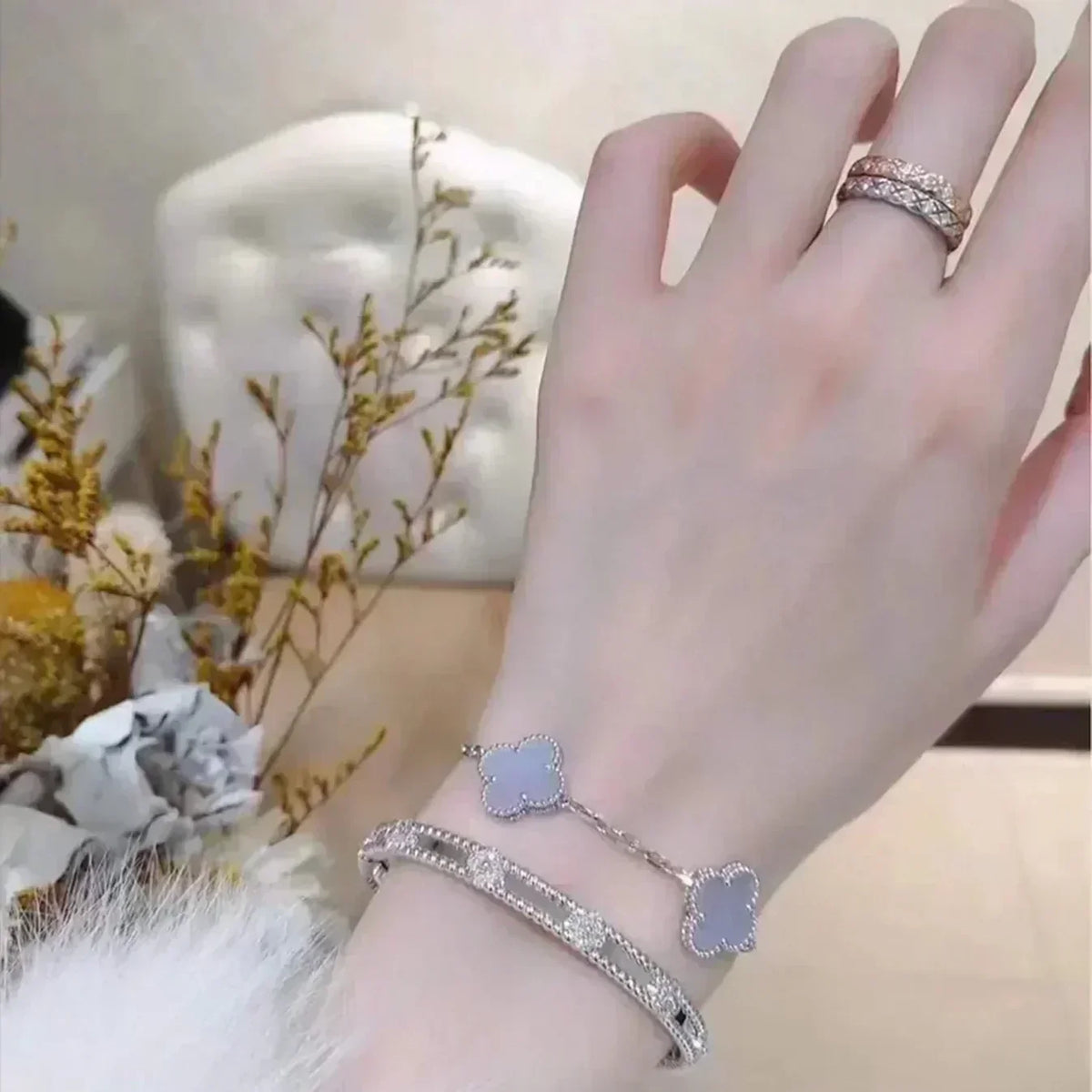 [Amore]LUCKY CLOVER 5-MOTIF BRACELET - PURPLE CHALCEDONY COLLECTION