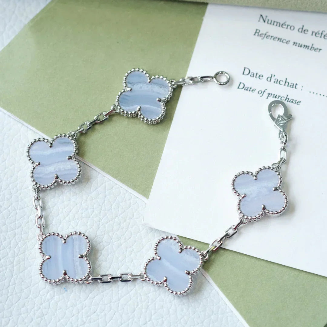 [Amore]LUCKY CLOVER 5-MOTIF BRACELET - PURPLE CHALCEDONY COLLECTION