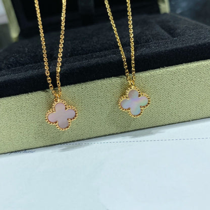 [Amore]CLOVER 15MM PINK MOTHER-OF-PEARL SINGLE FLOWER NECKLACE