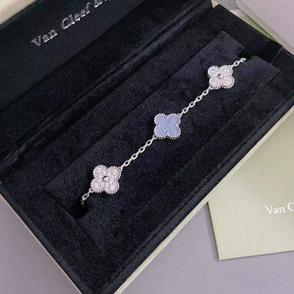 [Amore]LUCKY CLOVER 5-MOTIF BRACELET - PURPLE CHALCEDONY COLLECTION