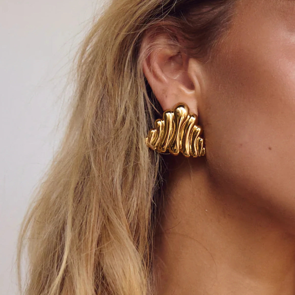 [Amore]Nora Ripple Gold Earrings