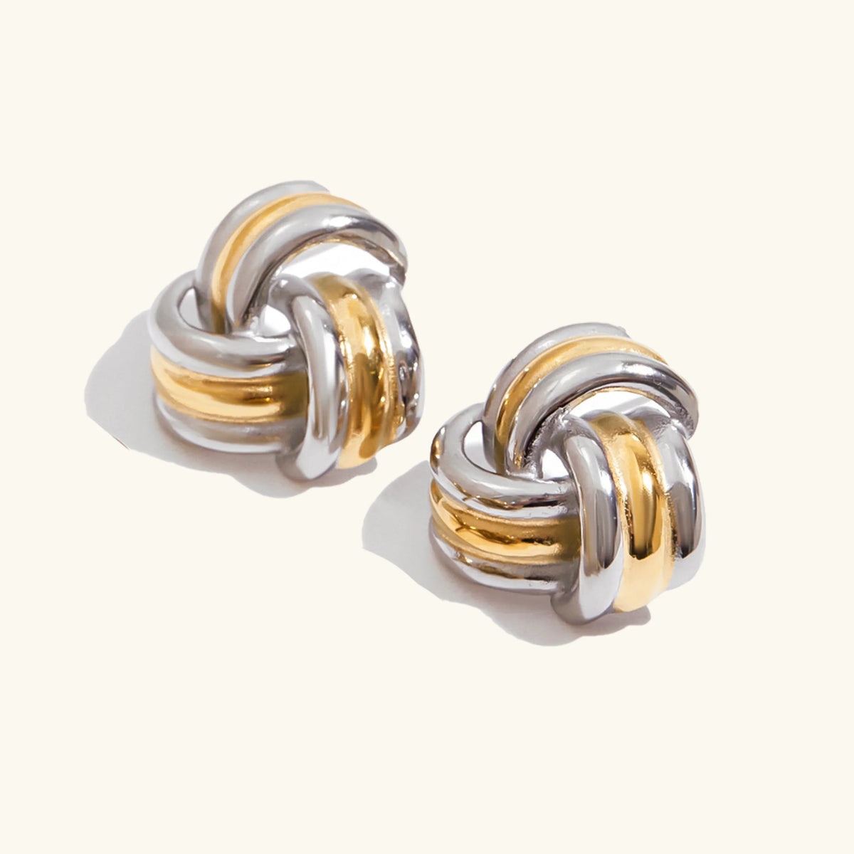 [Amore]Avielle Chunky Gold Knot Earrings