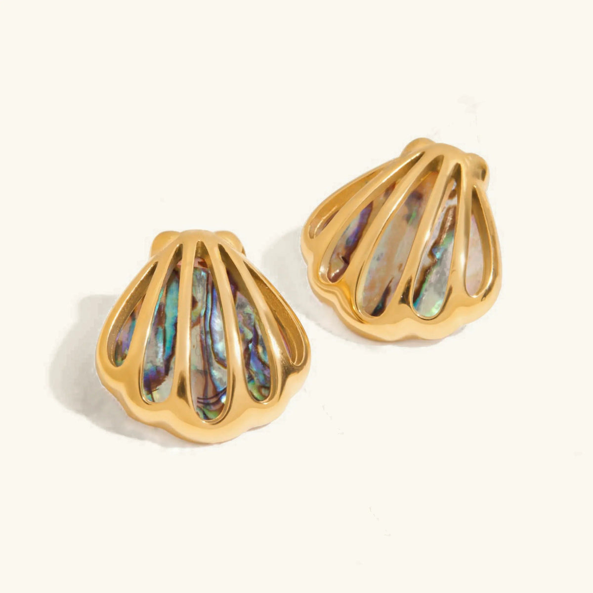 [Amore]Nixie Gold Seashell Earrings
