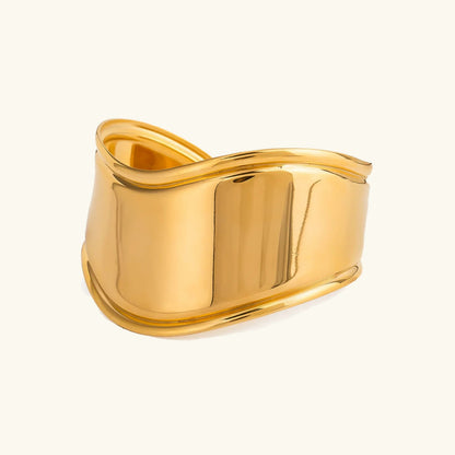 [Amore]Izza Smooth Gold Cuff