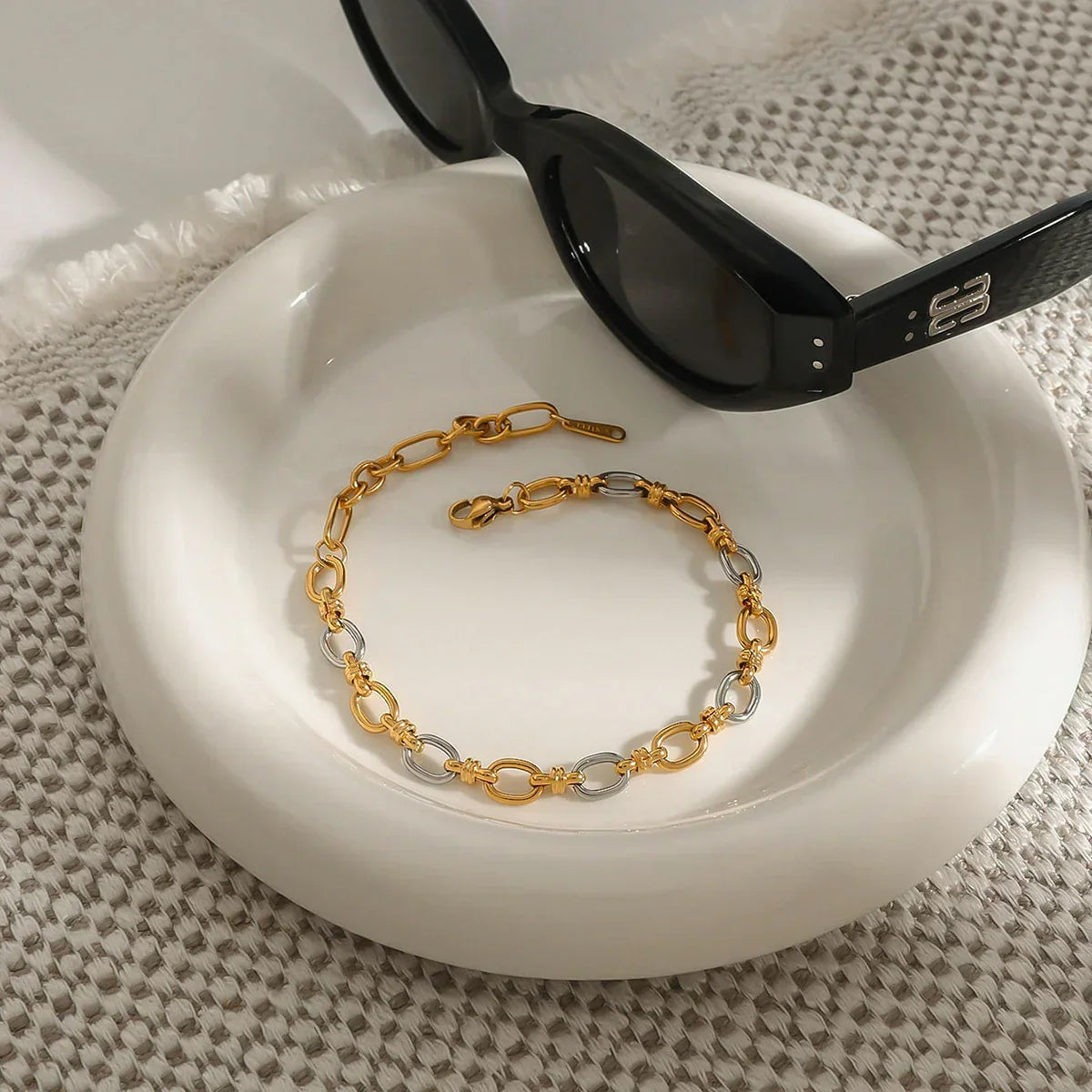 [Amore]Addison Two Tone Gold Bracelet