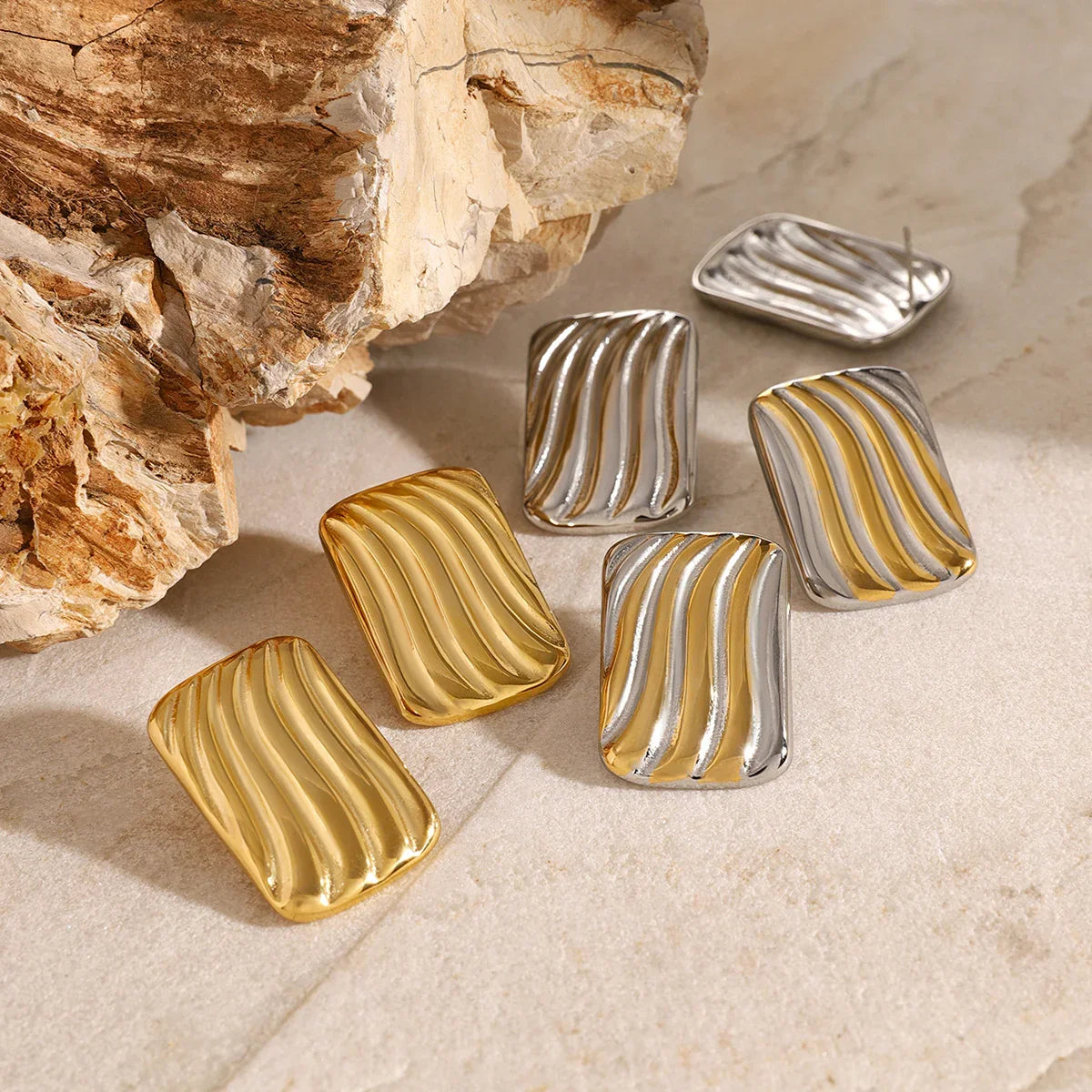 [Amore]Colette Gold Earrings