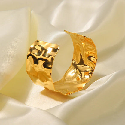 [Amore]Hope Gold Bangle
