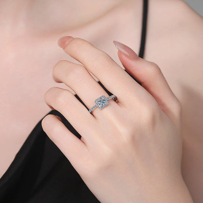 [Amore]DAINTY SUGAR-CUBE MOISSANITE RING