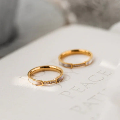 [Amore]Gabrielle Diamond Simulant Gold Ring