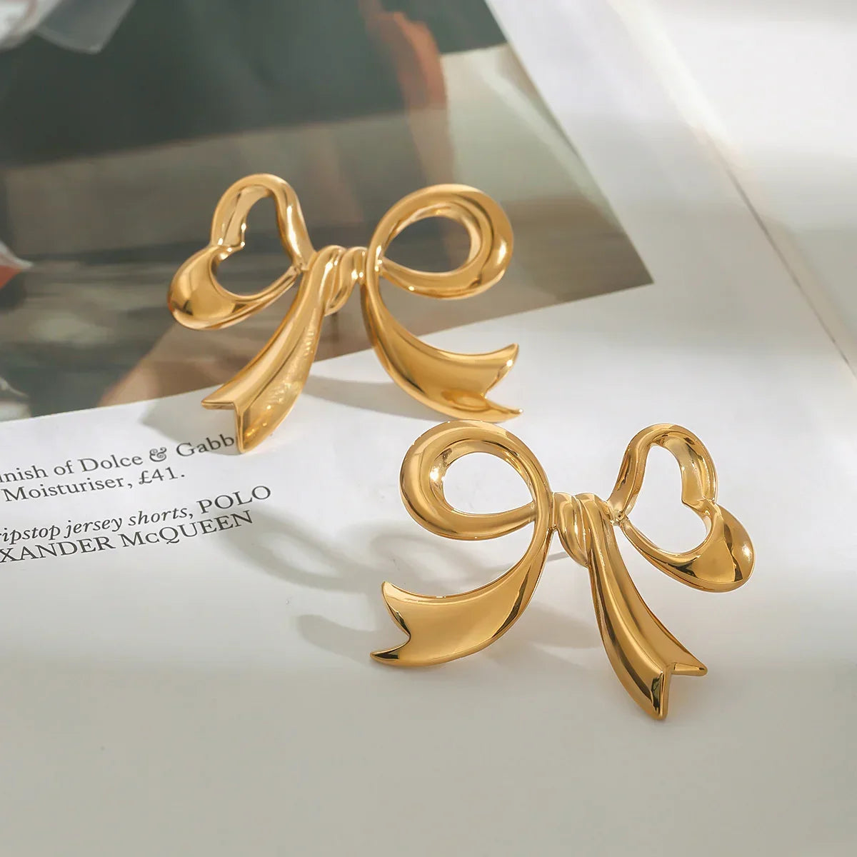 [Amore]Carissa Gold Bowtie Earrings