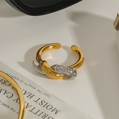 [Amore]Trinity Twisted Nail Ring