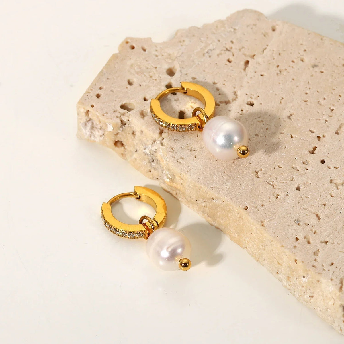 [Amore]Sara Pearl Earrings