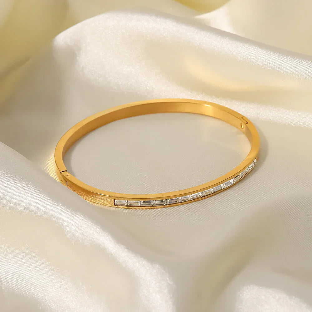 [Amore]Grace Gold Diamond Bangle