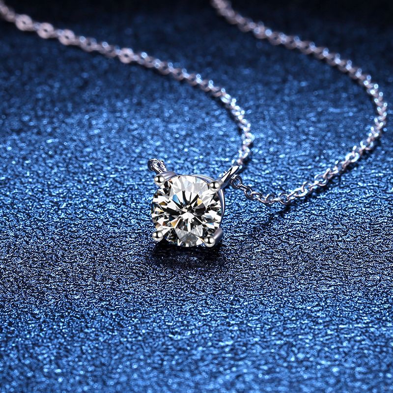 [Amore]CLASSIC FOUR-PRONG SOLITAIRE MOISSANITE NECKLACE