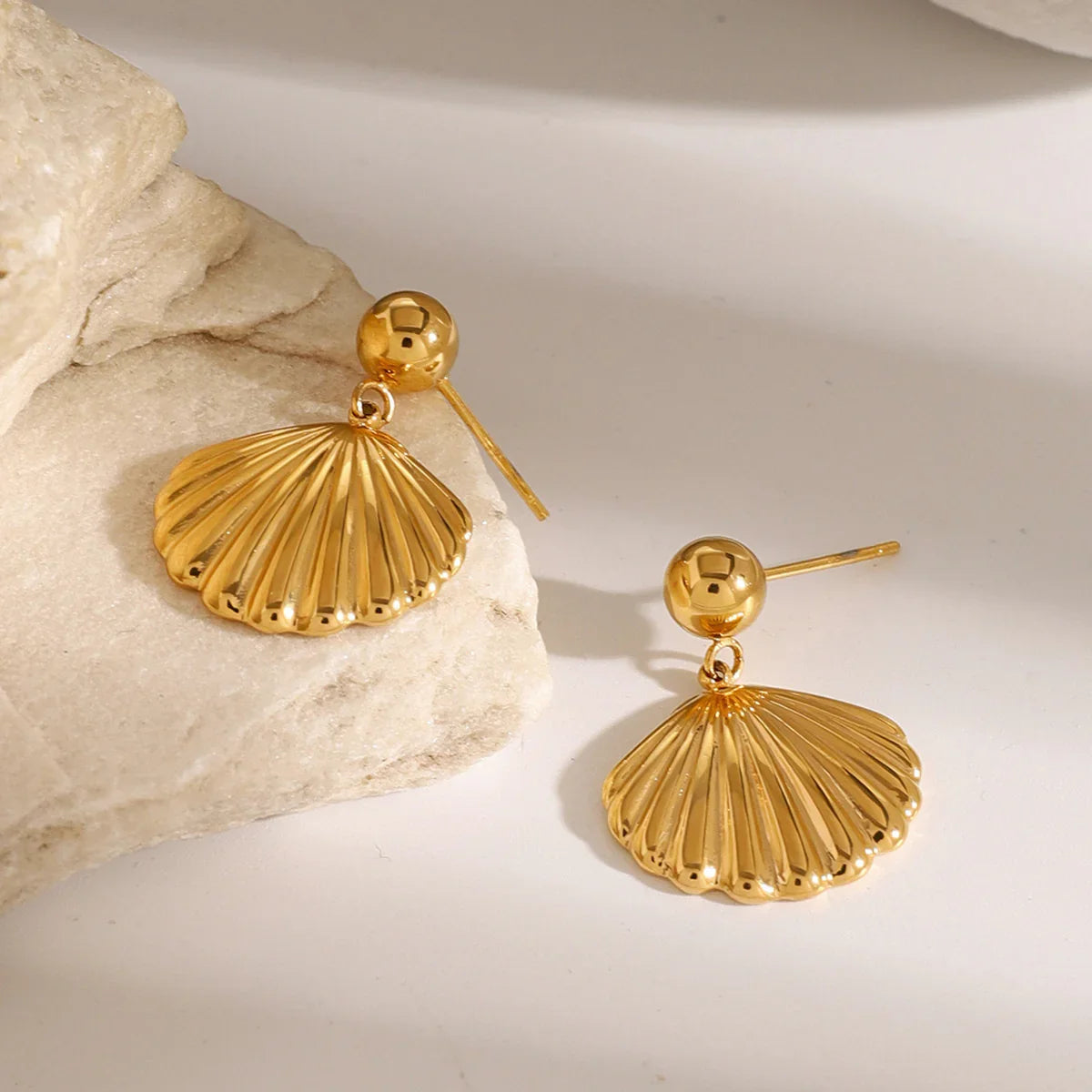 [Amore]Delianna Shell Earrings