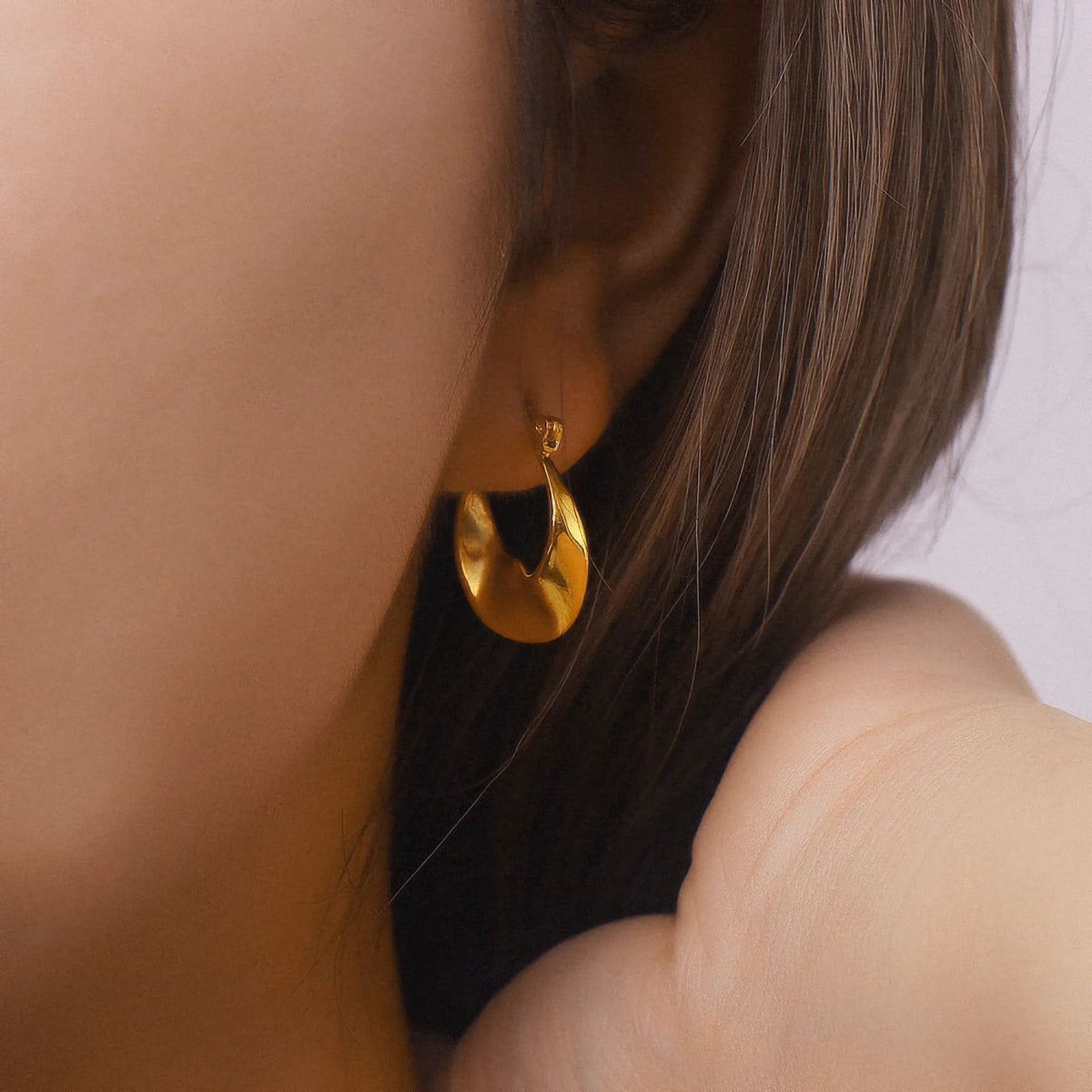 [Amore]Esti Irregular Hoop Earrings