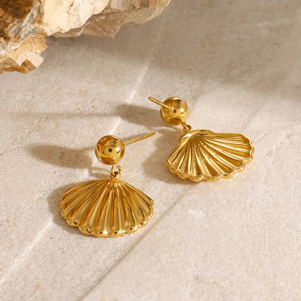 [Amore]Delianna Shell Earrings
