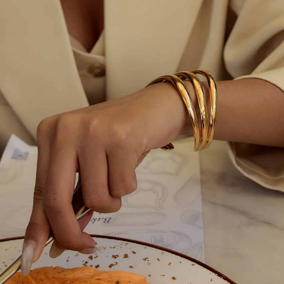 [Amore]Meredith Triple Layer Gold Bangle