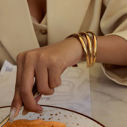 [Amore]Meredith Triple Layer Gold Bangle