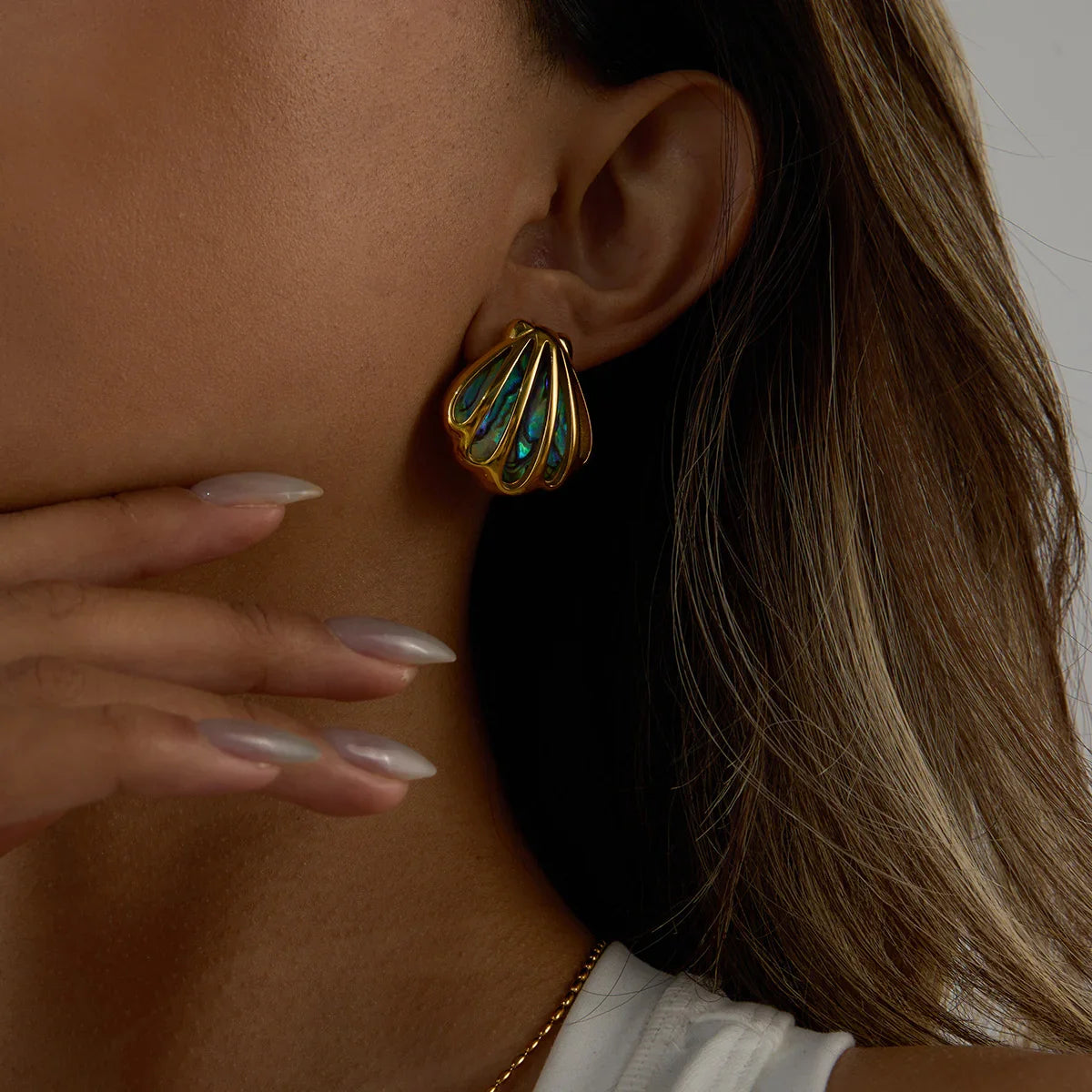 [Amore]Nixie Gold Seashell Earrings