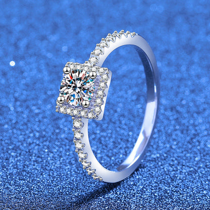 [Amore]DAINTY SUGAR-CUBE MOISSANITE RING