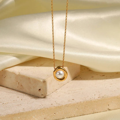 [Amore]Nancy Freshwater Pearl Necklace