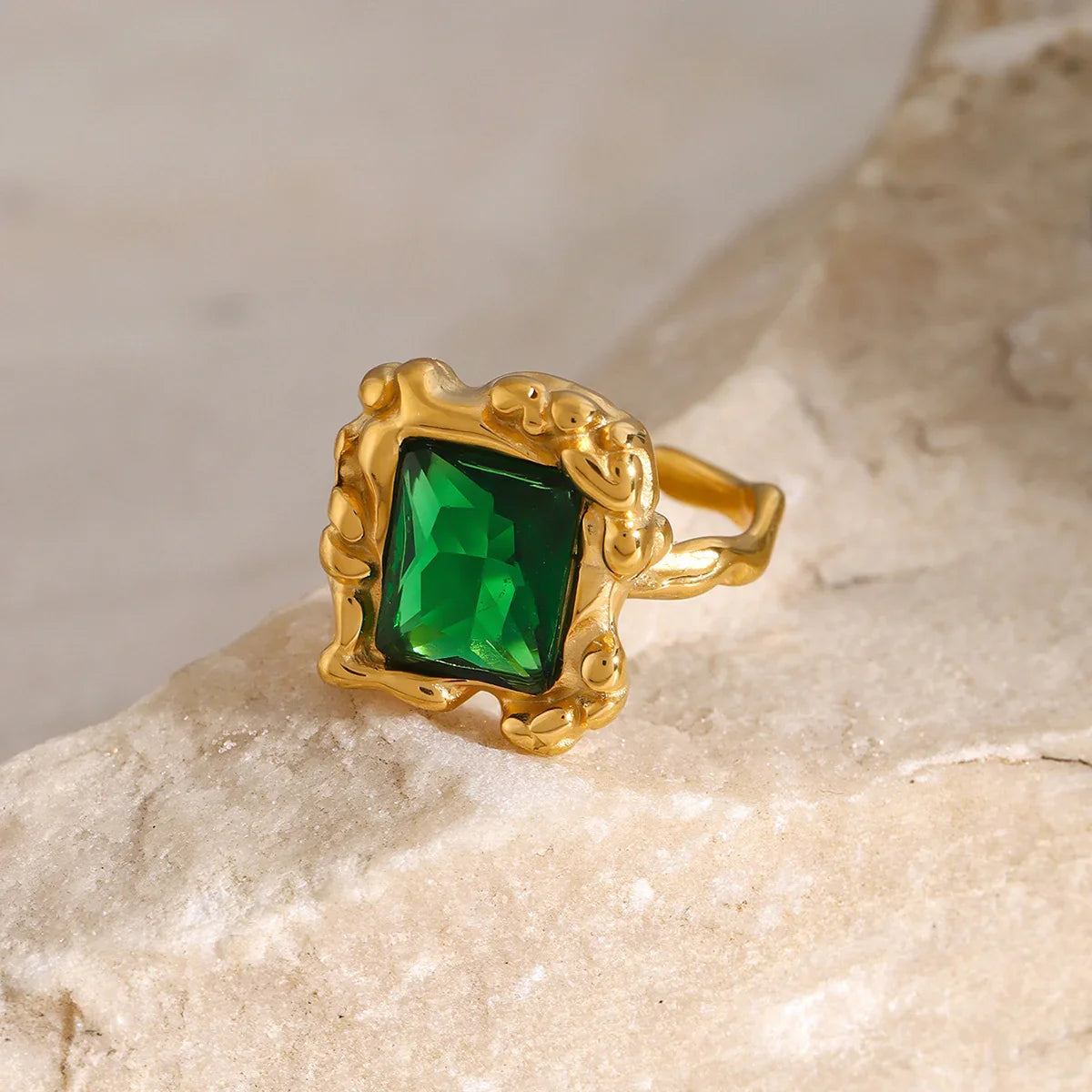 [Amore]Priscilla Emerald Ring