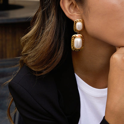 [Amore]Trixie Chunky Pearl Drop Earrings