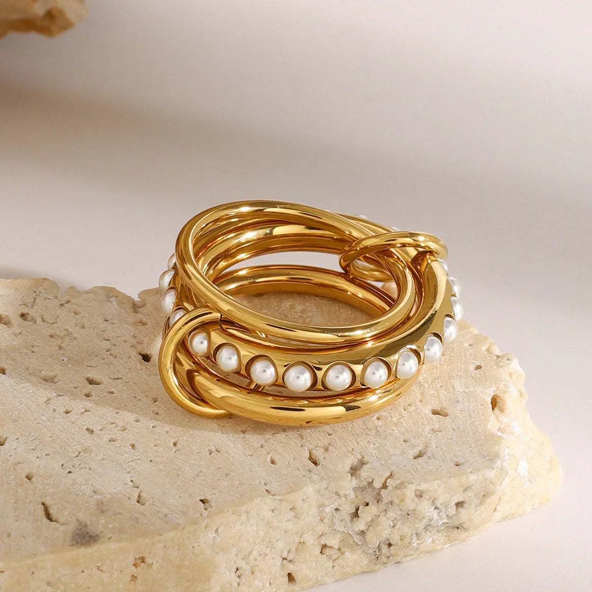 [Amore]Mikayla Stacked Freshwater Pearl Ring