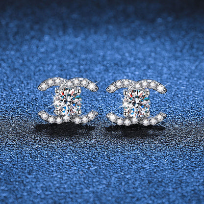 [Amore]CHIC INTERLOCKING DOUBLE-C MOISSANITE STUD EARRINGS